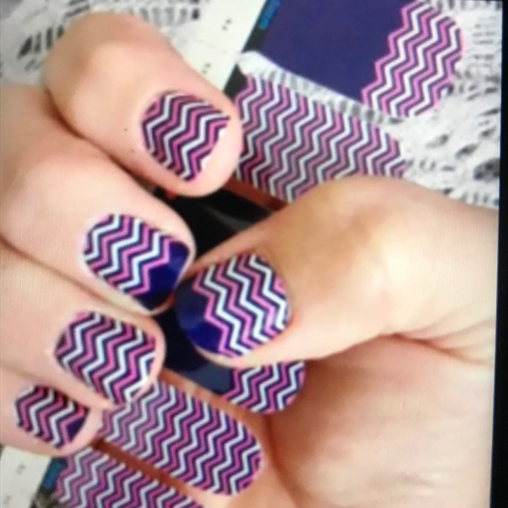 Premium polish nail strip 💅 light blue ombré glitter - Picture 6 of 9